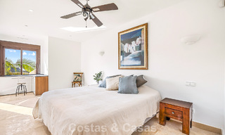 Mediterrane villa met subliem golf- en zeezicht te koop in Los Arqueros, Marbella - Benahavis 807772 