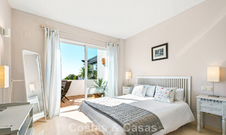 Prachtig penthouse met renovatiemogelijkheden te koop met golf- en zeezicht in La Quinta, Marbella - Benahavis 807678 