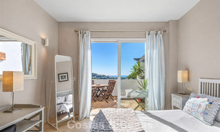 Prachtig penthouse met renovatiemogelijkheden te koop met golf- en zeezicht in La Quinta, Marbella - Benahavis 807697 