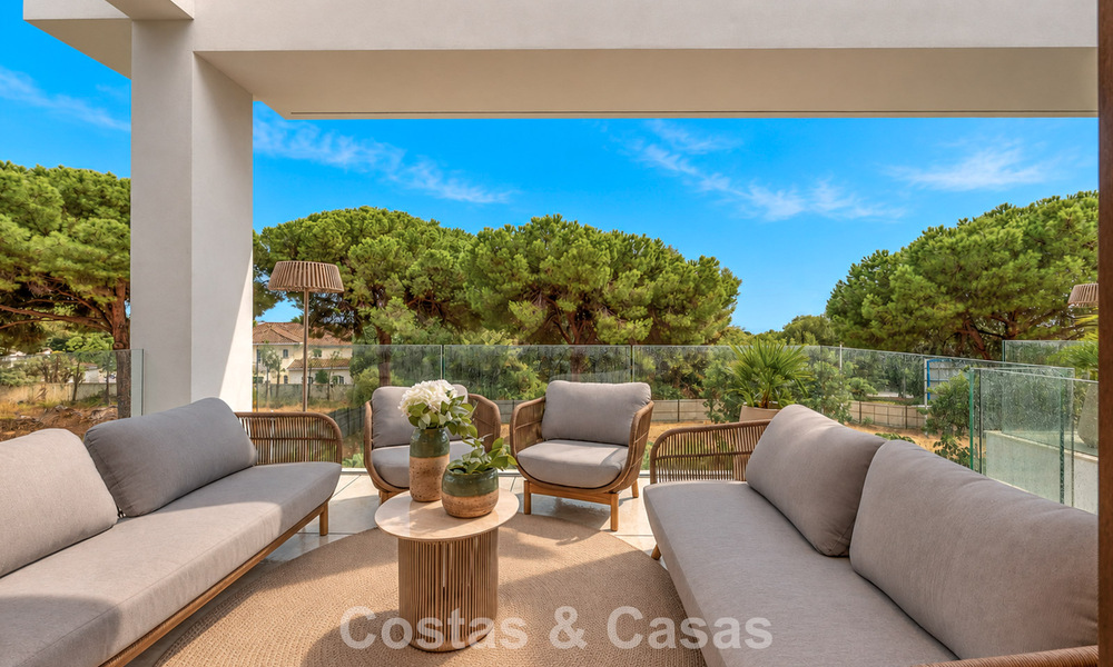 Exclusieve moderne nieuwbouwvilla met panoramisch uitzicht te koop op de befaamde Golden Mile van Marbella 807783
