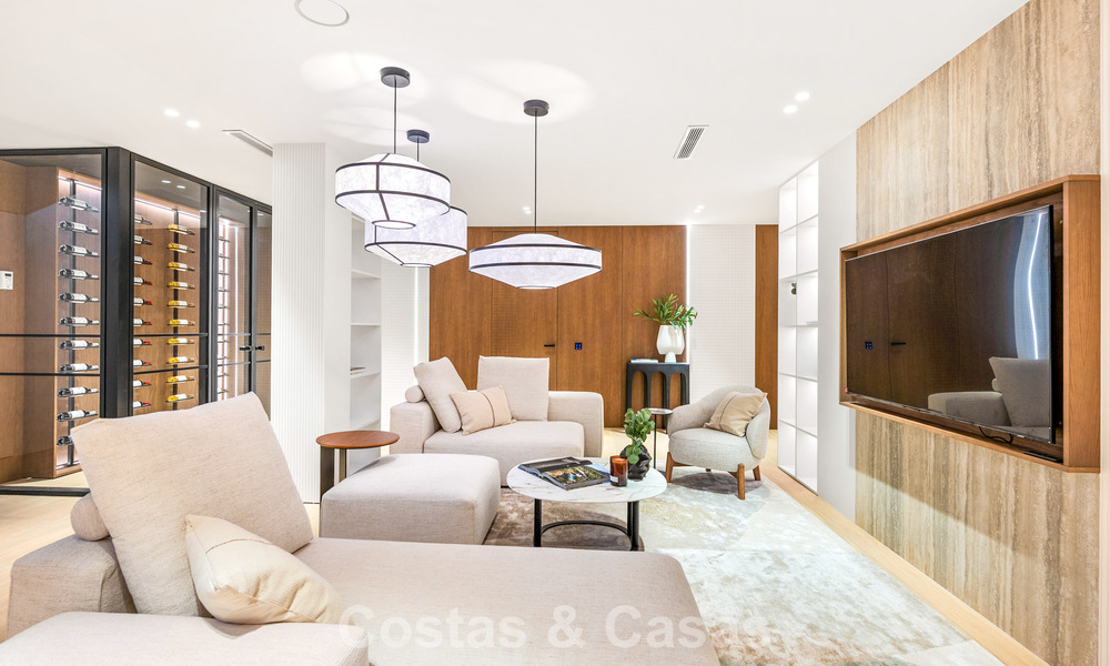 Exclusieve moderne nieuwbouwvilla met panoramisch uitzicht te koop op de befaamde Golden Mile van Marbella 807821