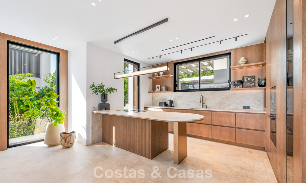 Exclusieve moderne nieuwbouwvilla met panoramisch uitzicht te koop op de befaamde Golden Mile van Marbella 807892