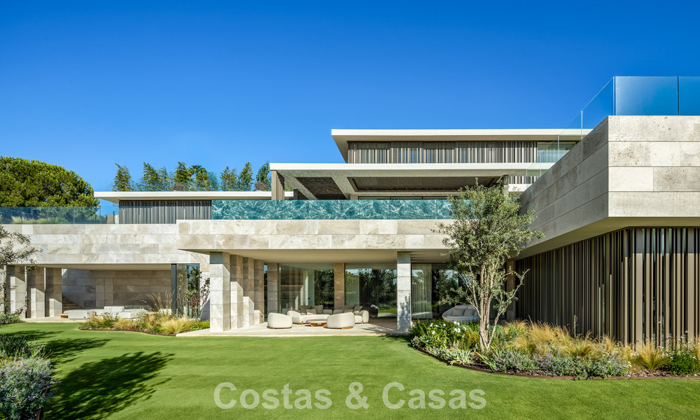 Vooruitstrevende nieuwbouwvilla te koop met spectaculaire vergezichten in La Reserva Club in Sotogrande, Costa del Sol 807897