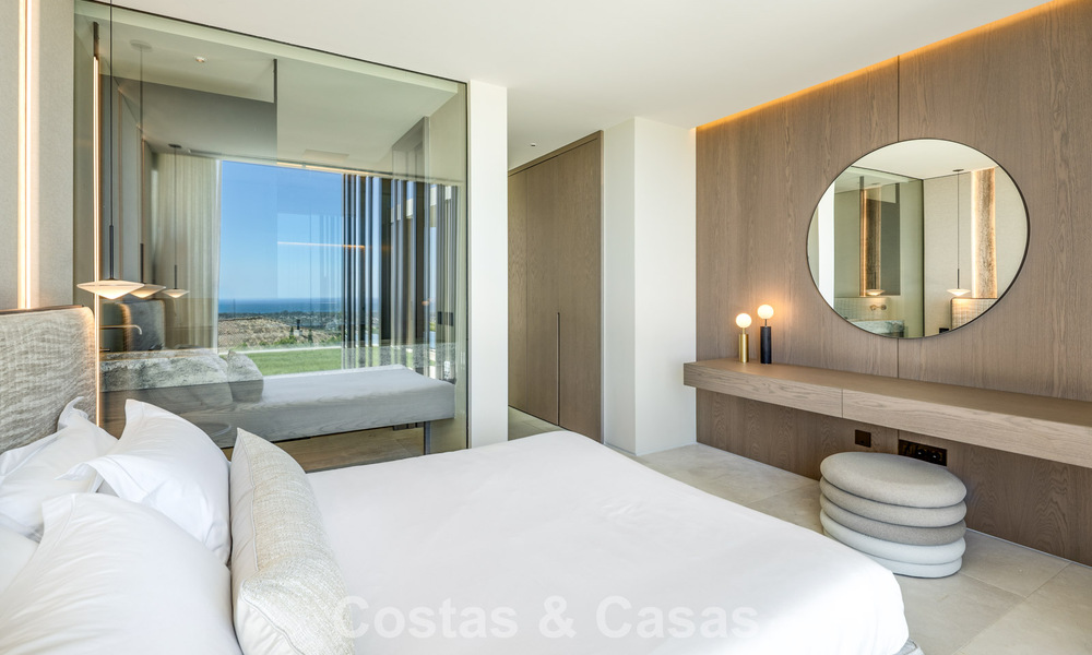 Vooruitstrevende nieuwbouwvilla te koop met spectaculaire vergezichten in La Reserva Club in Sotogrande, Costa del Sol 807904