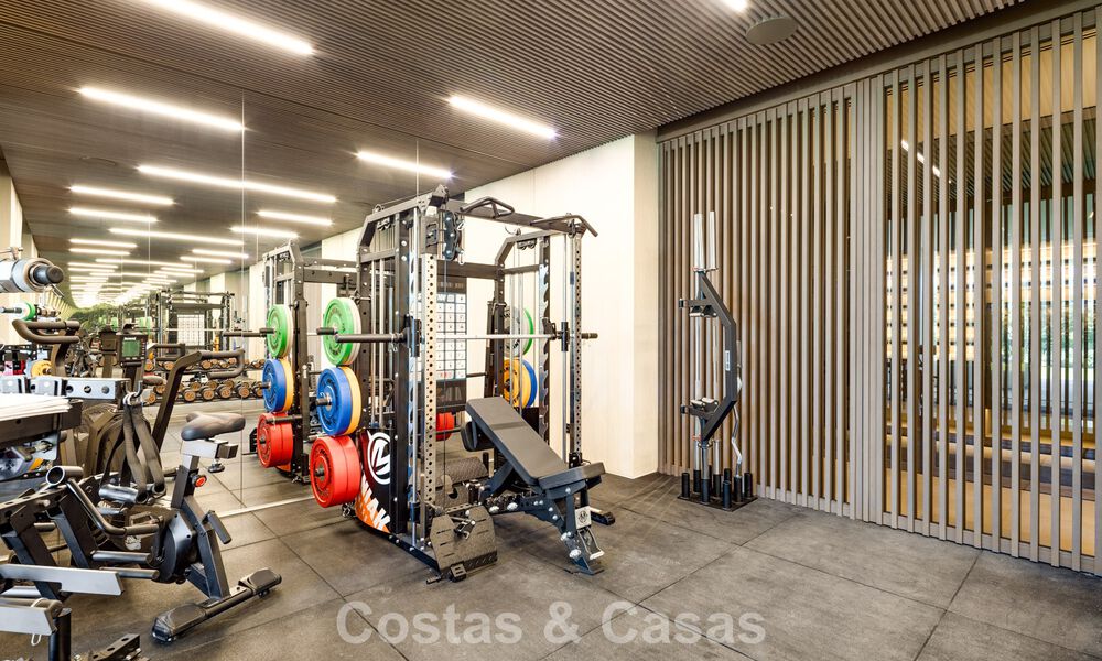 Vooruitstrevende nieuwbouwvilla te koop met spectaculaire vergezichten in La Reserva Club in Sotogrande, Costa del Sol 807905