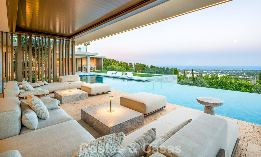Vooruitstrevende nieuwbouwvilla te koop met spectaculaire vergezichten in La Reserva Club in Sotogrande, Costa del Sol 807911