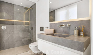 Gemoderniseerde villa met eigentijds-mediterrane bouwstijl te koop in Nueva Andalucia’s golfvallei, Marbella 808003 