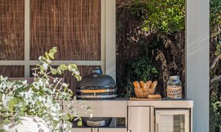 Mediterrane luxevilla met Frans-geïnspireerd interieur te koop in het hart van Nueva Andalucia, Marbella 808021 