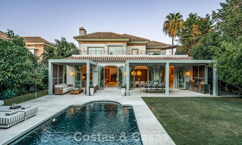 Mediterrane luxevilla met Frans-geïnspireerd interieur te koop in het hart van Nueva Andalucia, Marbella 808027