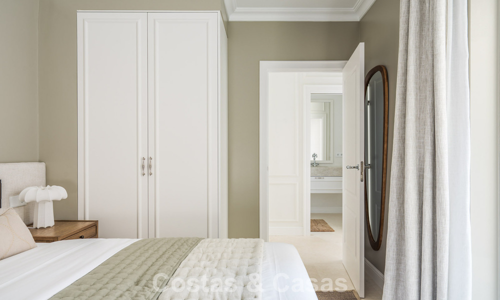 Mediterrane luxevilla met Frans-geïnspireerd interieur te koop in het hart van Nueva Andalucia, Marbella 808033