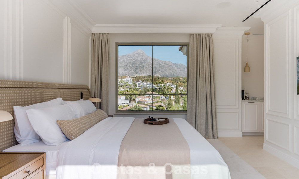 Mediterrane luxevilla met Frans-geïnspireerd interieur te koop in het hart van Nueva Andalucia, Marbella 808047