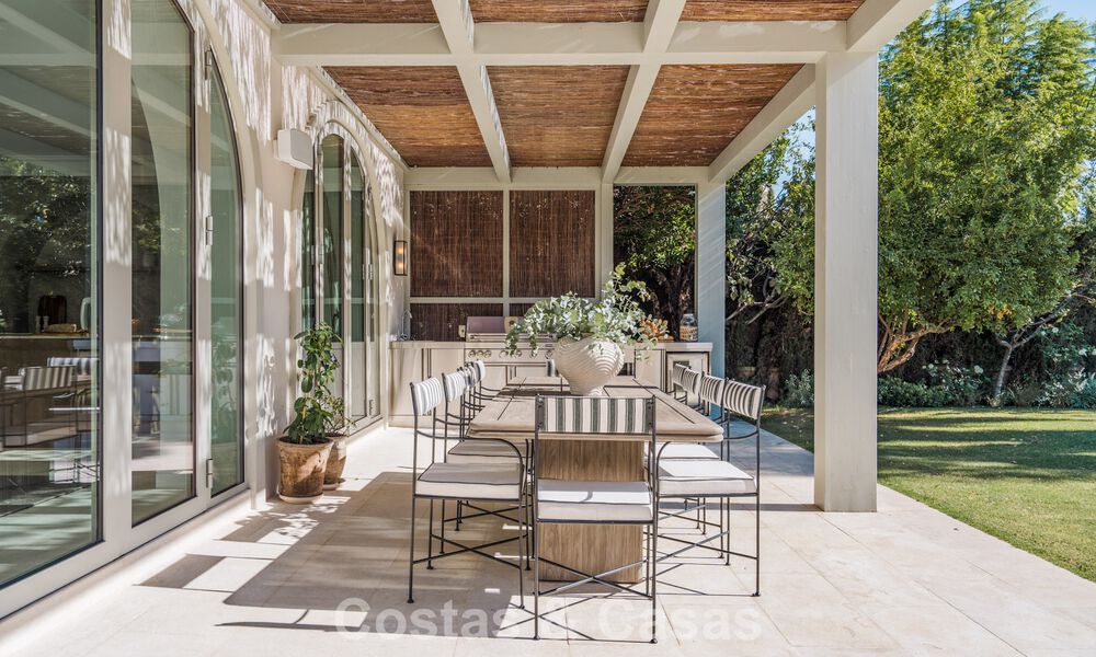 Mediterrane luxevilla met Frans-geïnspireerd interieur te koop in het hart van Nueva Andalucia, Marbella 808059