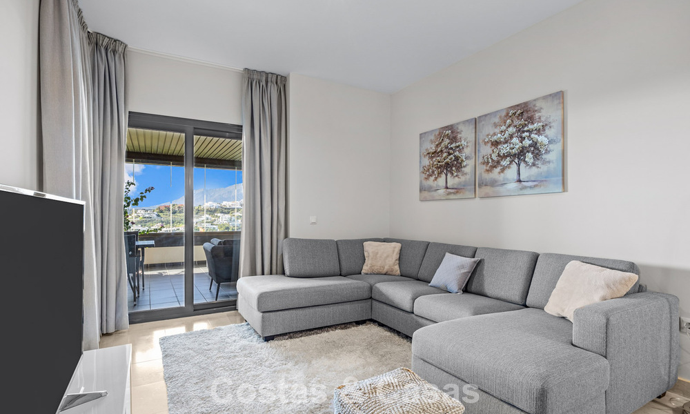 Eigentijdse golf appartementen te koop in Hoyo 19, op een 5-sterren golfresort, New Golden Mile, Marbella - Benahavis 807508