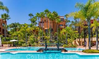 Appartementen te koop in La Alzambra, op loopafstand van Puerto Banus in Nueva Andalucia, Marbella 807717 
