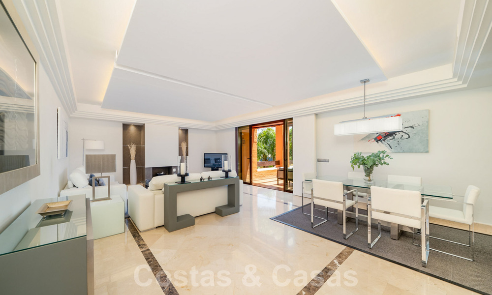 Appartementen te koop in La Alzambra, op loopafstand van Puerto Banus in Nueva Andalucia, Marbella 807720