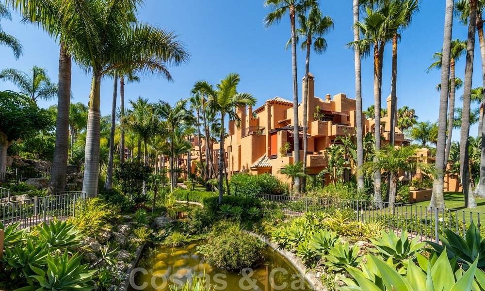 Appartementen te koop in La Alzambra, op loopafstand van Puerto Banus in Nueva Andalucia, Marbella 807725