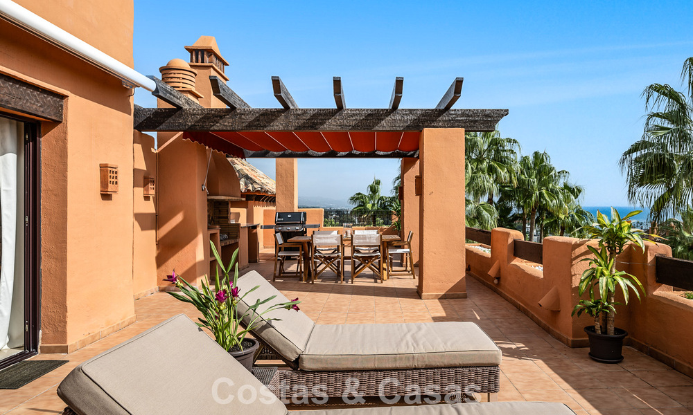Appartementen te koop in La Alzambra, op loopafstand van Puerto Banus in Nueva Andalucia, Marbella 807744