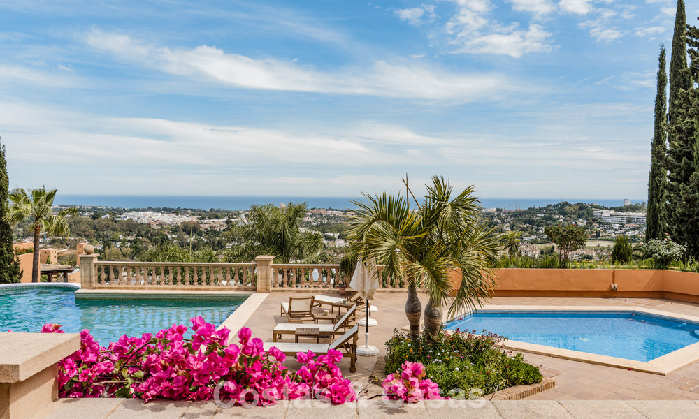 Luxe duplex penthouse met panoramisch uitzicht te koop in Nueva Andalucia’s golfvallei, Marbella 808071