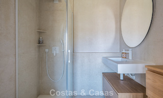 Luxe duplex penthouse met panoramisch uitzicht te koop in Nueva Andalucia’s golfvallei, Marbella 808095 