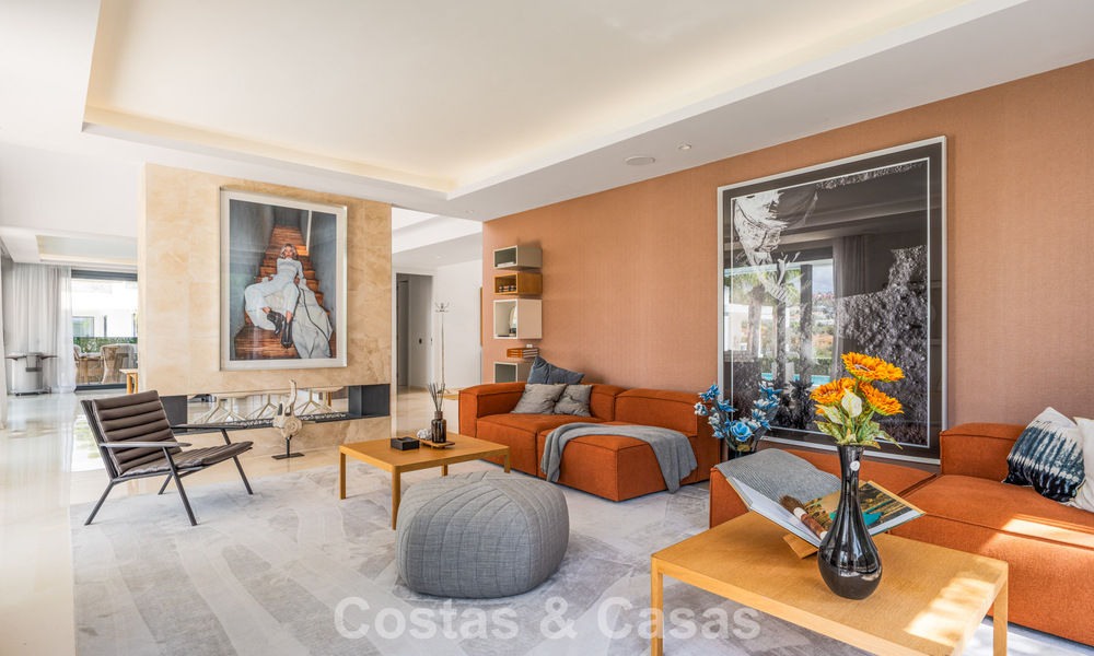 Hedendaagse luxe villa met minimalistisch design te koop in Nueva Andalucia, Marbella 808106