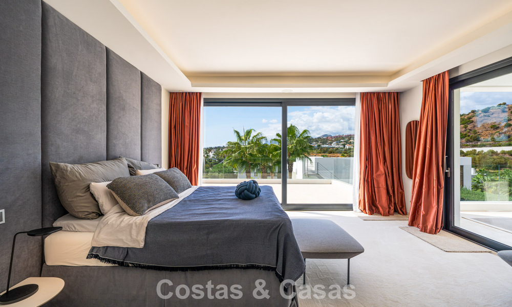 Hedendaagse luxe villa met minimalistisch design te koop in Nueva Andalucia, Marbella 808111