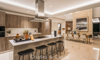 Hedendaagse luxe villa met minimalistisch design te koop in Nueva Andalucia, Marbella 808130 
