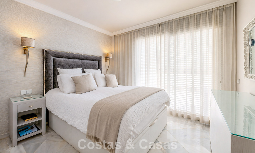 Charmant rijhuis te koop in een afgesloten community op een steenworp van Puerto Banus, Marbella 808539