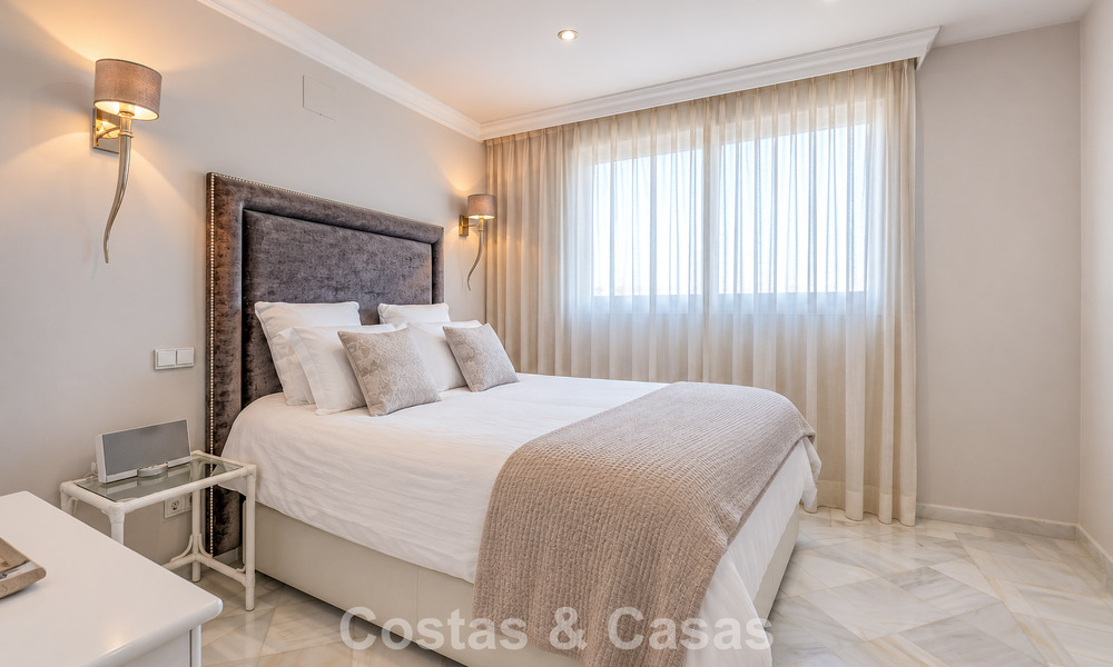 Charmant rijhuis te koop in een afgesloten community op een steenworp van Puerto Banus, Marbella 808540