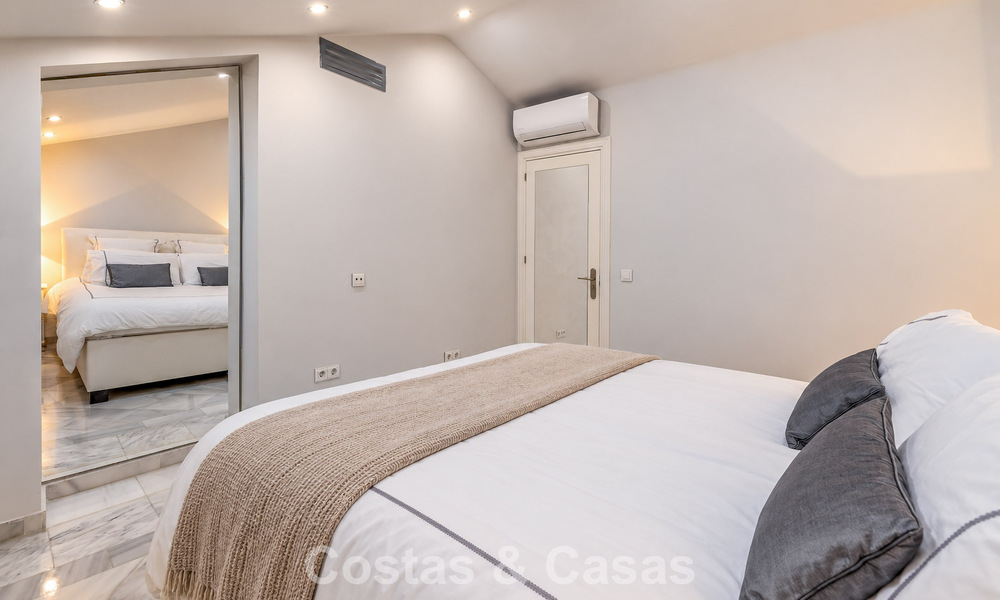 Charmant rijhuis te koop in een afgesloten community op een steenworp van Puerto Banus, Marbella 808542