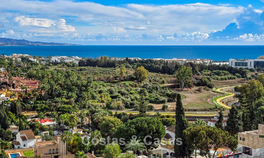 Charmant rijhuis te koop in een afgesloten community op een steenworp van Puerto Banus, Marbella 808553