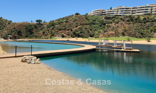 Eigentijdse luxe appartementen te koop in een golfresort in de heuvels van Marbella - Benahavis 808671 