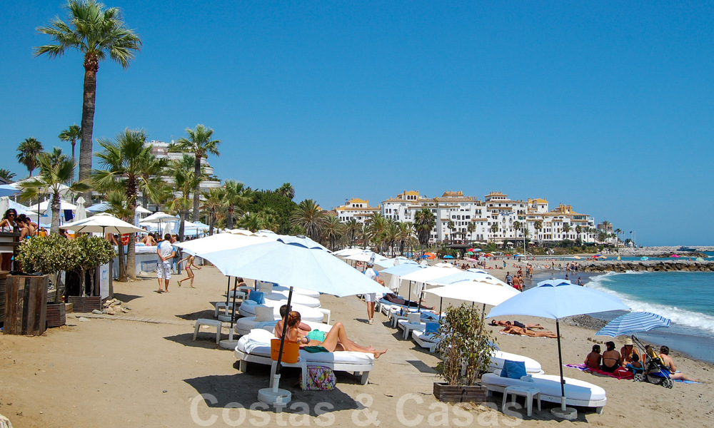 Appartementen in een hotel te koop direct aan het strand in Puerto Banus - Marbella 32057