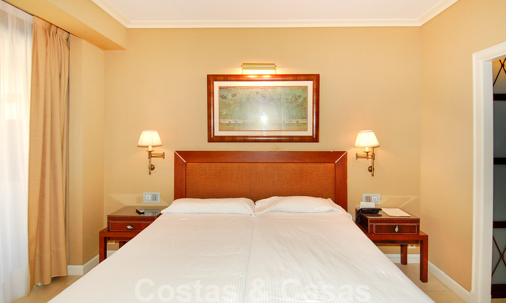 Appartementen in een hotel te koop direct aan het strand in Puerto Banus - Marbella 32068
