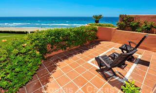 Exclusief Beachfront penthouse appartement te koop, frontline beach in Los Monteros te Marbella 37173 