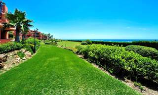 Exclusief Beachfront penthouse appartement te koop, frontline beach in Los Monteros te Marbella 37196 