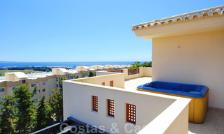 Luxe penthouse appartementen te koop nabij Puerto Banus in Nueva Andalucia, Marbella 30621 