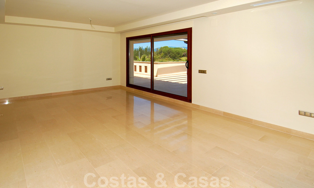 Luxe penthouse appartementen te koop nabij Puerto Banus in Nueva Andalucia, Marbella 30634