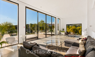 Moderne luxevilla te koop in een golfwijk in Marbella - Benahavis 49491 