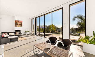 Moderne luxevilla te koop in een golfwijk in Marbella - Benahavis 49492 