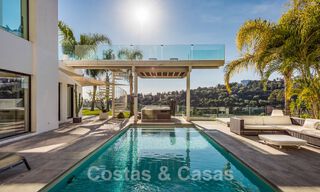 Moderne luxevilla te koop in een golfwijk in Marbella - Benahavis 49518 