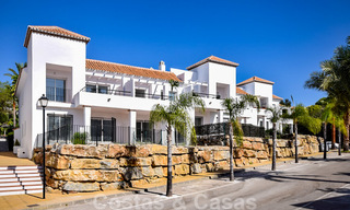 Goedkope appartementen te koop in een omheind resort in Nueva Andalucia te Marbella 20688 