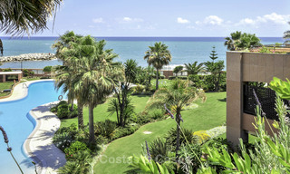 Luxe eerstelijn zee appartementen te koop in Malibu, Puerto Banus, Marbella 23153 