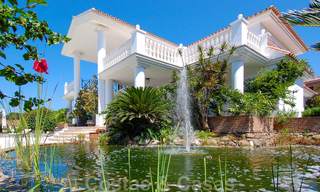 Luxe villa te koop in kolloniale stijl in Marbella op een groot perceel 22575 