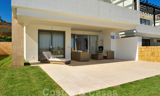 Moderne luxe eerstelijnsgolf appartementen met schitterend golf- en zeezicht te koop in Marbella - Benahavis 23886 