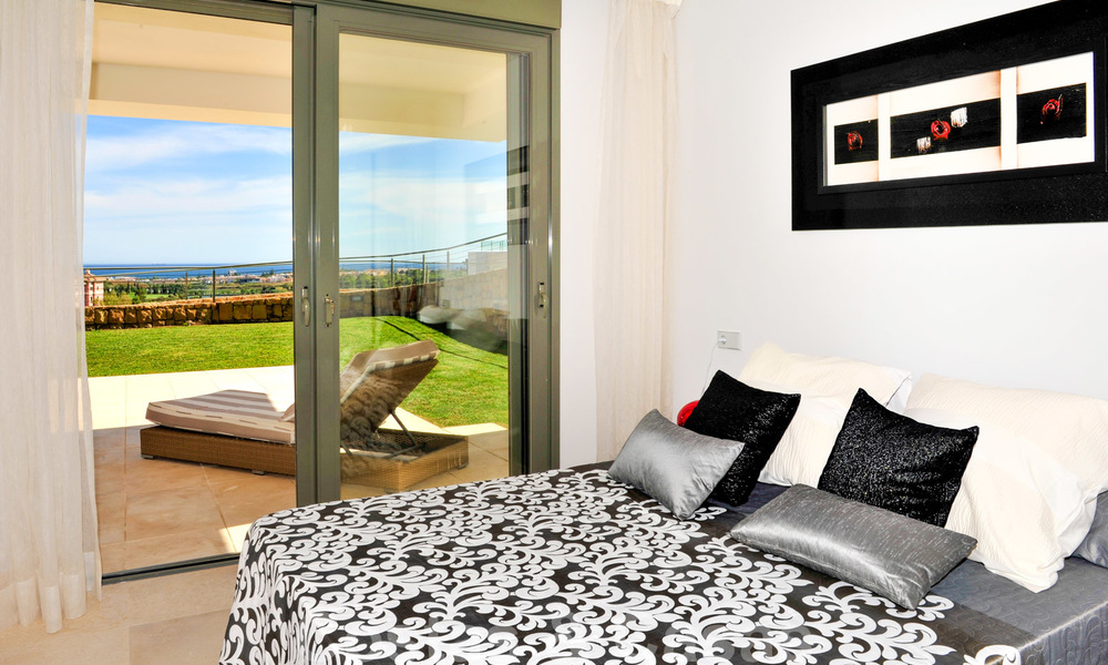 Moderne luxe eerstelijnsgolf appartementen met schitterend golf- en zeezicht te koop in Marbella - Benahavis 23890