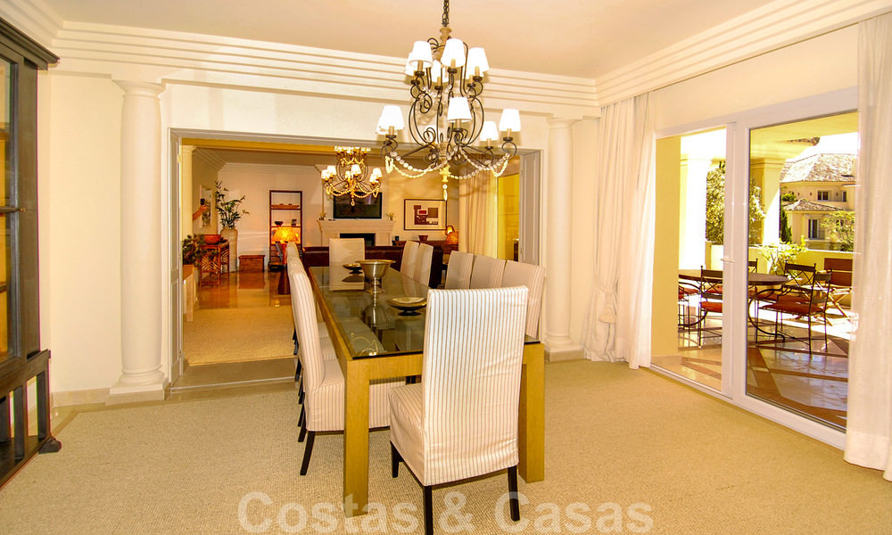 Uniek luxe dubbel-appartement te koop in Nueva Andalucia te Marbella 22888