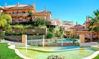 Ruime luxe appartementen en penthouses te koop in een gegeerd complex in Nueva Andalucia, Marbella 20788 