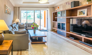 Ruime luxe appartementen en penthouses te koop in een gegeerd complex in Nueva Andalucia, Marbella 20815 