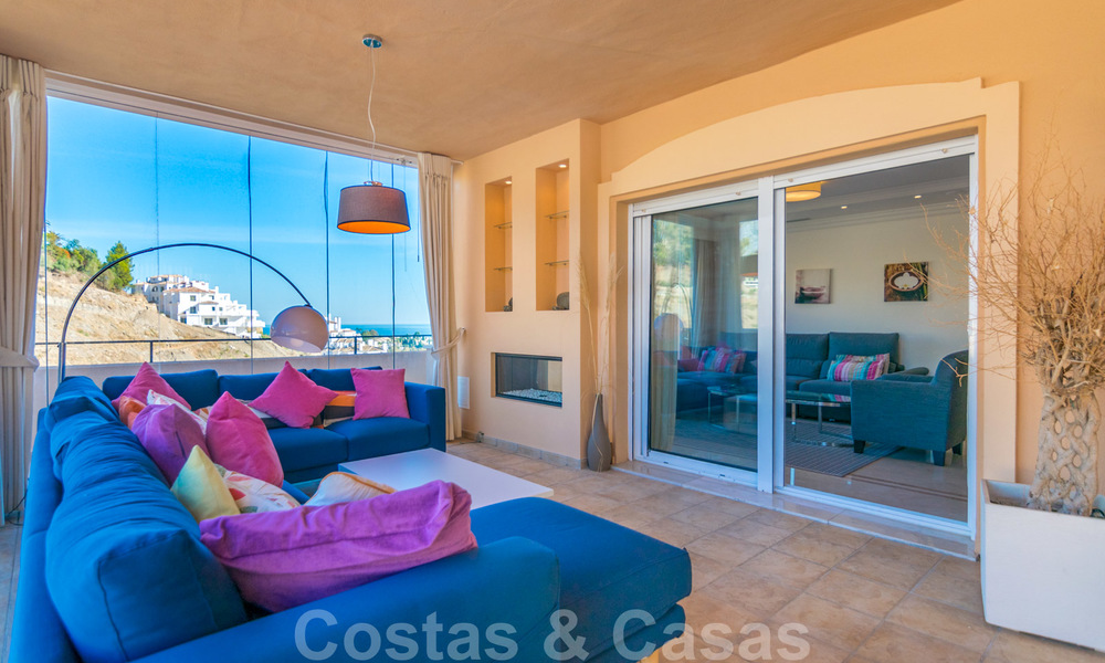 Ruime luxe appartementen en penthouses te koop in een gegeerd complex in Nueva Andalucia, Marbella 20819