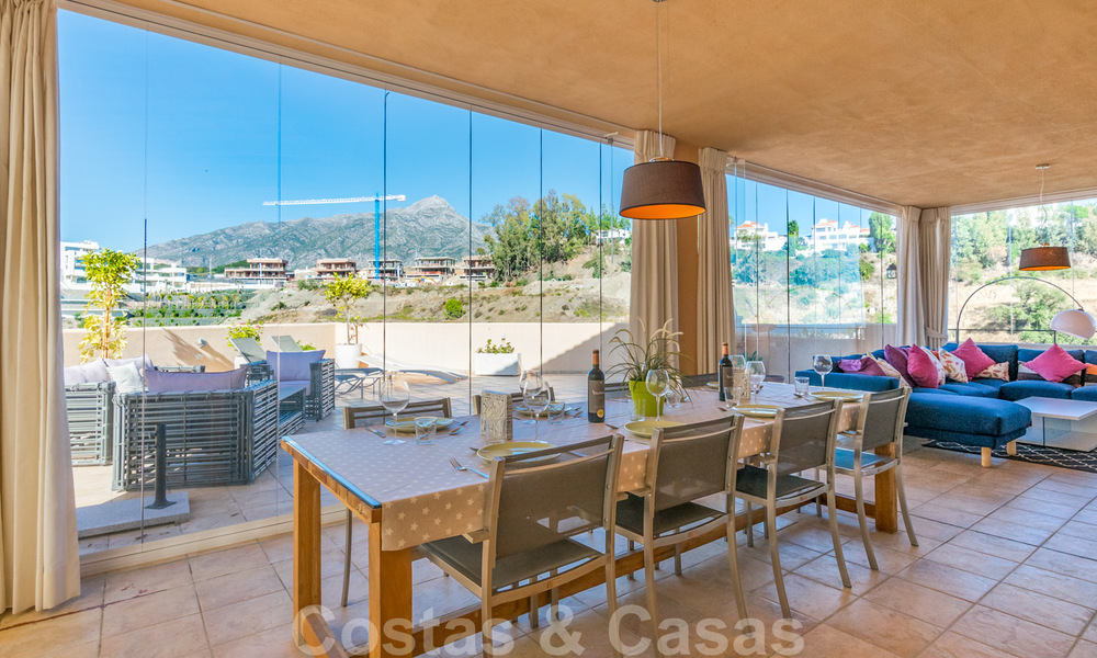 Ruime luxe appartementen en penthouses te koop in een gegeerd complex in Nueva Andalucia, Marbella 20822